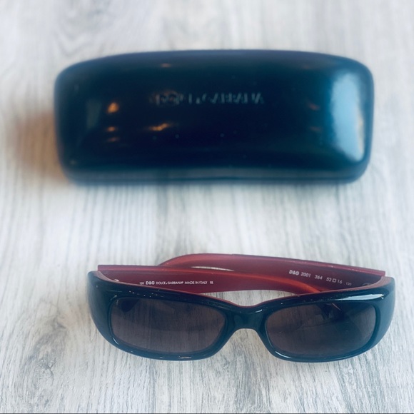 Authentic Dolce & Gabbana Sunglasses. - Picture 4 of 7